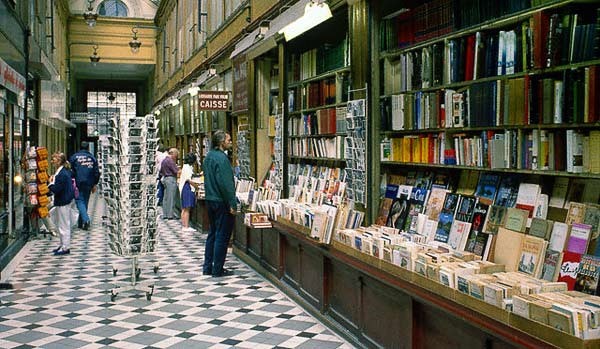  Книжный магазин во Франции в 70-х годах